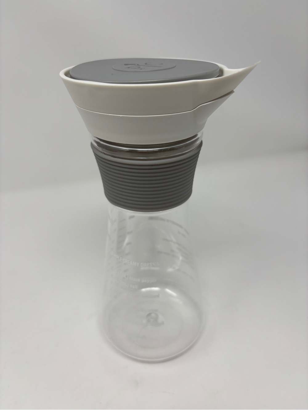 Pampered Chef Measure Mix & Pour Salad Dressing Shaker Bottle 15oz Clear Plastic